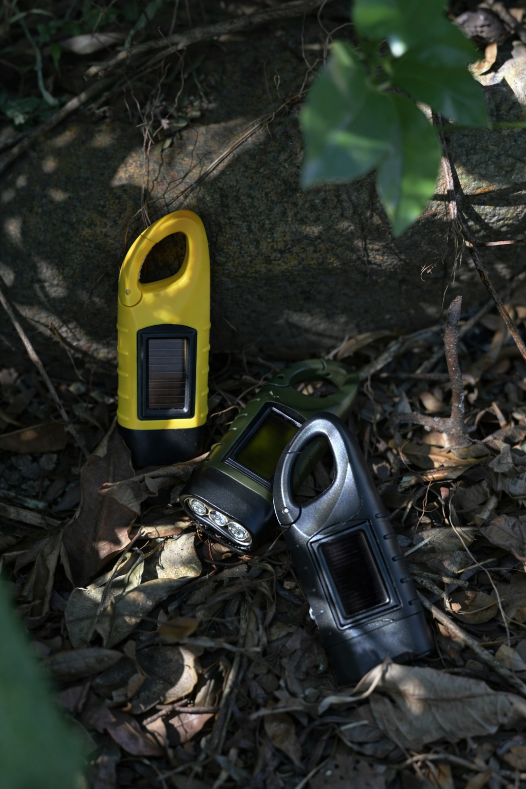 Solar Hand Crank Flashlight